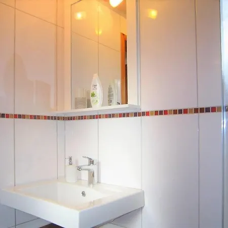 Semesterbostad Casita - Sterneferienhaus Mit Garten, Sauna Und Wallbox